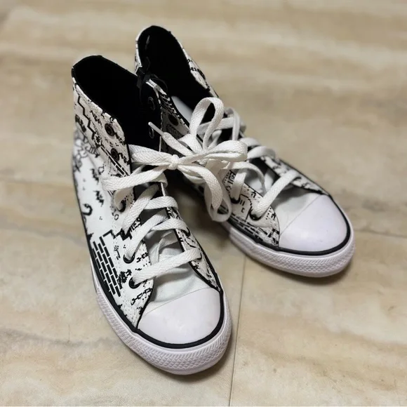 CONVERSE CHUCK TAYLOR All Star Gamer Black and White High-Top Sneakers (US 4) - Picture 4 of 9